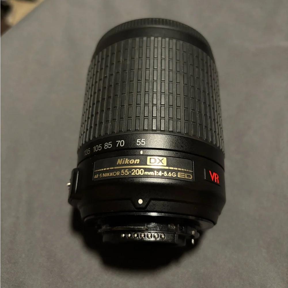 Nikon AF-S DX Nikkor 55-200mm f/4-5.6G IF-ED VR